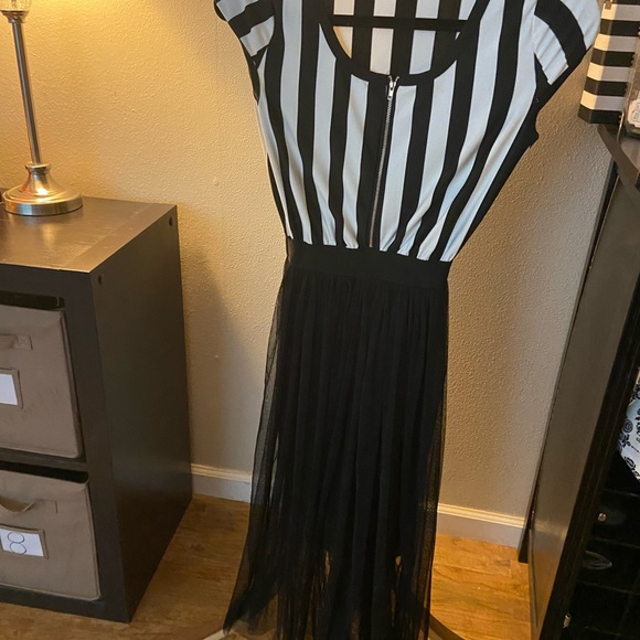 Start up designer from Japan. No tags, fitting run. - Picture 2 of 4